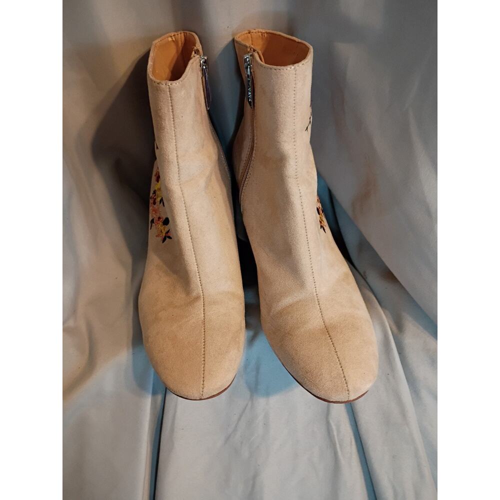 Zara Ankle Boots Tan Suede Floral Embroidered Sz 6.5 Boho Festival - Picture 2 of 10